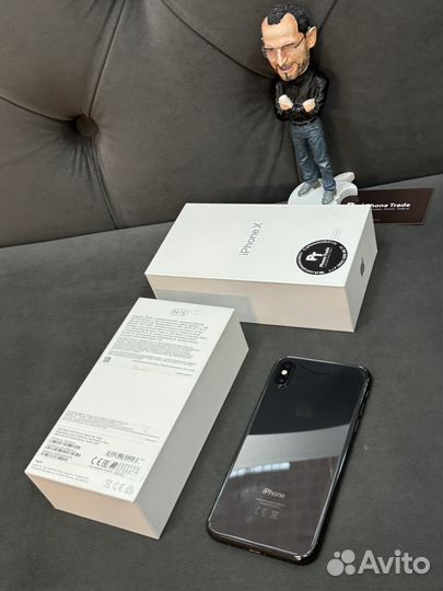 iPhone X, 64 ГБ