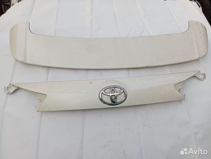 Спойлер Тоёта rav4