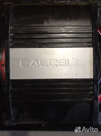 Сабвуфер и усилитель в автомобиль