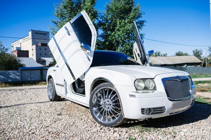 Chrysler 300C 2.7 AT, 2005, 134 000 км