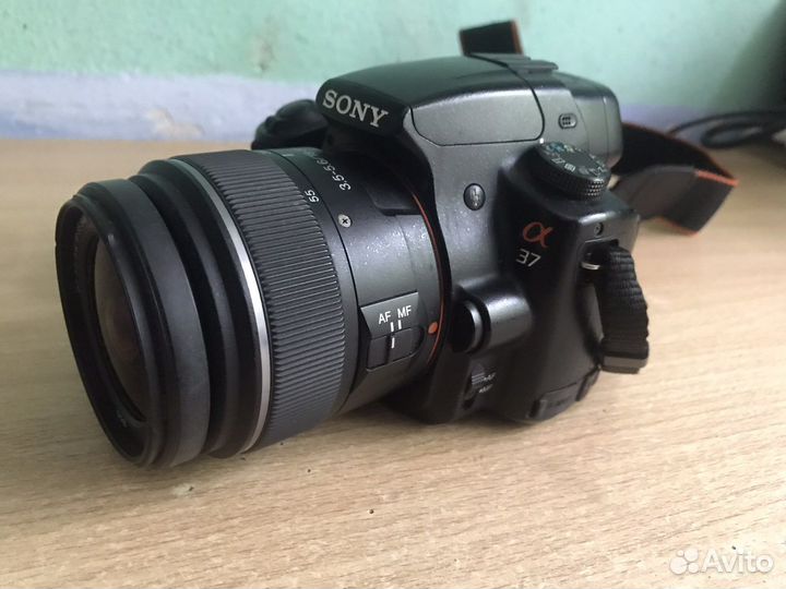 Зеркальный фотоаппарат Sony a37