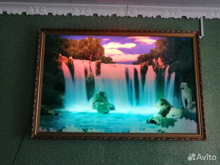 Картина с подсветкой, шум водопада и пением птиц