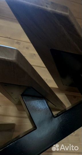 Каркас лестницы из металла