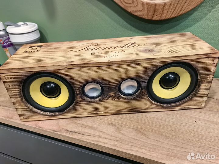 Авторская Bluetooth колонка JBL в дереве