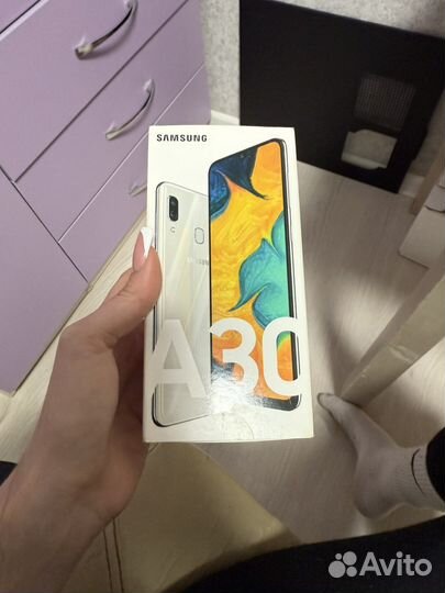 Samsung Galaxy A30, 3/32 ГБ