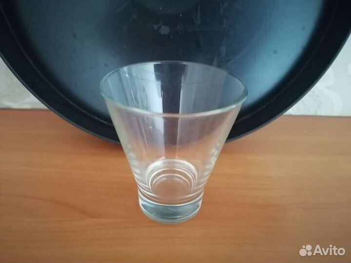 Бокалы, фужеры, рюмки стеклянные