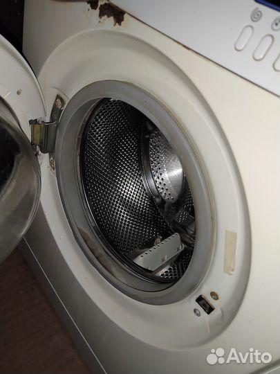 Стиральная машина indesit wise107х на запчасти