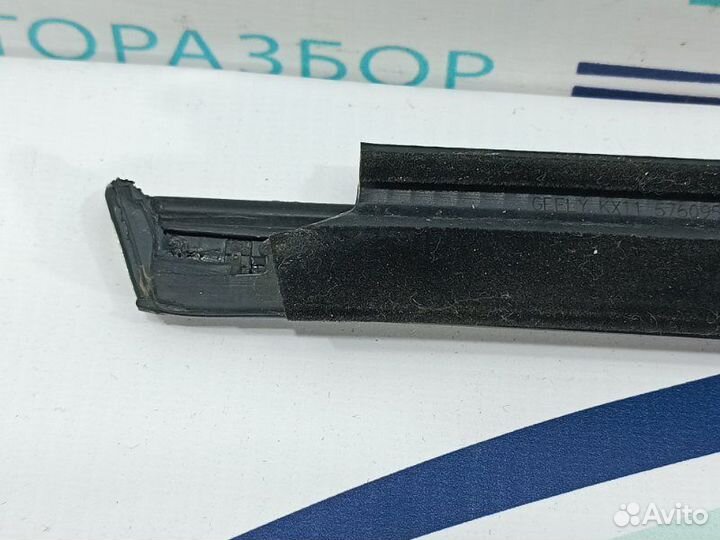 Бархотка стекла наружная задняя правая Geely