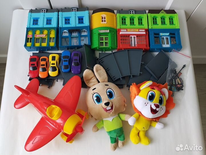 Игрушки набором