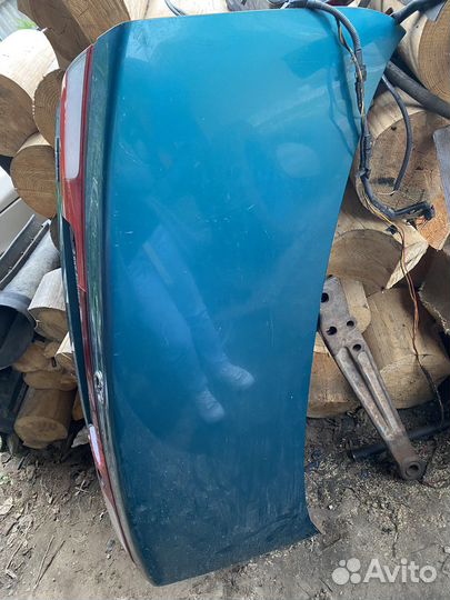 Крышка багажника mazda 323