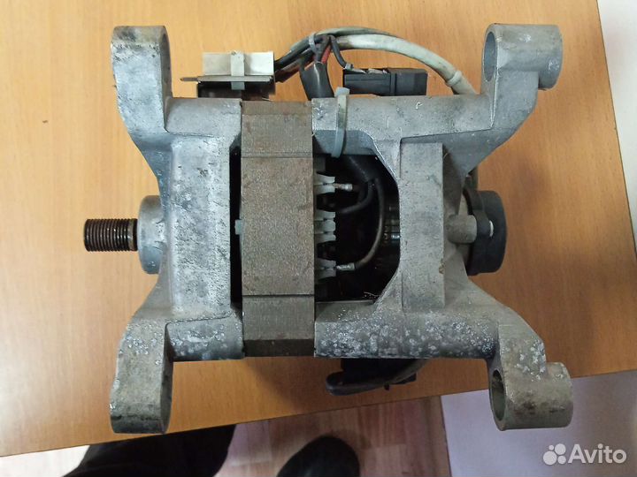 Электродвигатель 220в