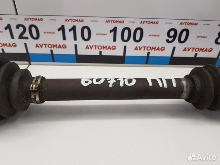 Полуось (привод) передний правый (Ford Focus)