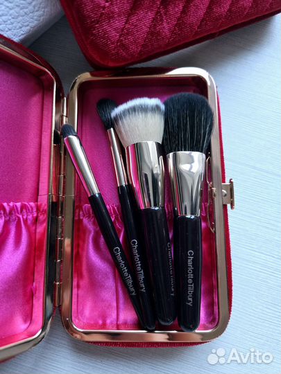 Charlotte Tilbury набор кистей