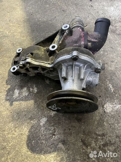 Помпа Ауди А6 C5 Фольксваген Пассат B5 1,8 aeb