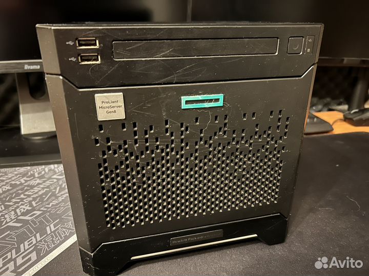 Сервер HP proliant Micro Server Gen8