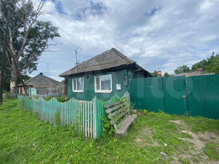 Дом 37,5 м² на участке 15 сот.