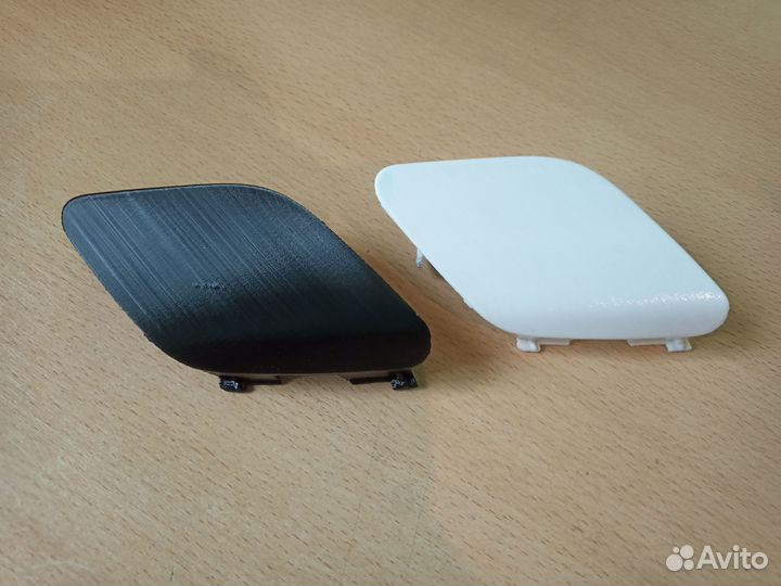 Заглушка буксировочного крюка перед Mercedes C207