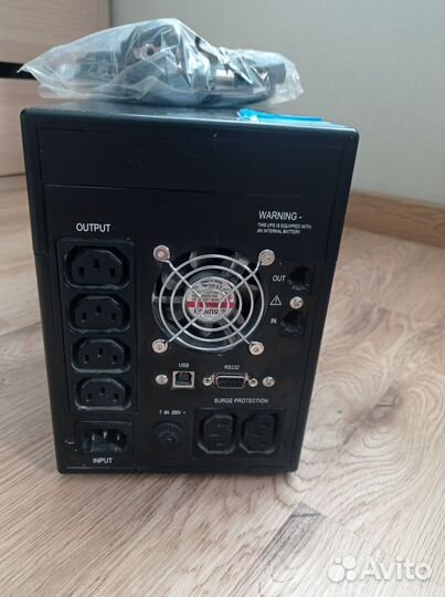 Ибп бесперебойник Ippon Smart Power Pro 1000