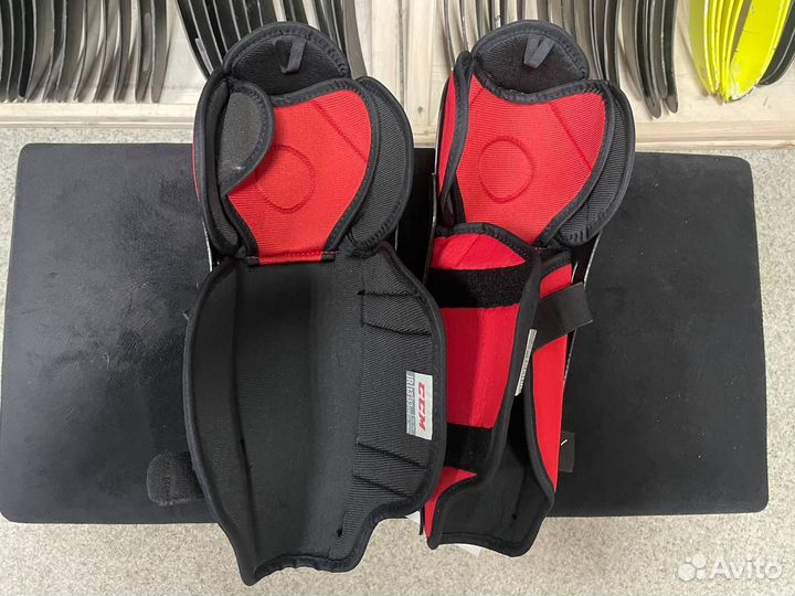 Новые хоккейные щитки CCM RBZ JR