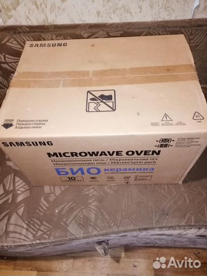 Микроволновка samsung ME88SUW