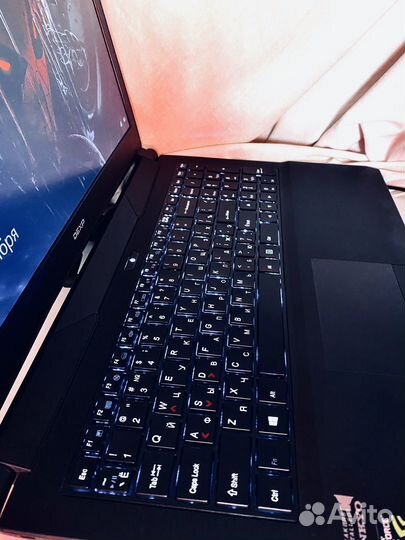 Игровой, 8 ядер i7, 16 озу, GTX, FullHD ноутбук