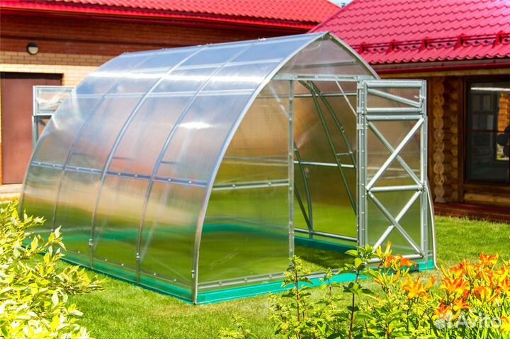 Теплица каплевидная