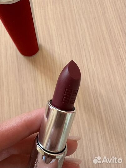 Помада Новая Оригинал Givenchy,тон 42- violet vel