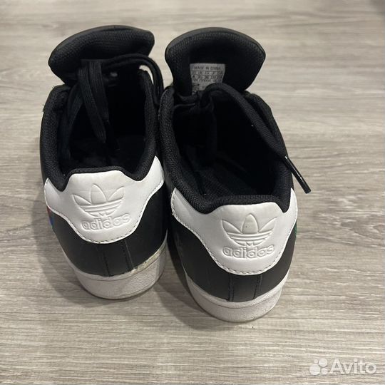 Кроссовки женские adidas 36 размер