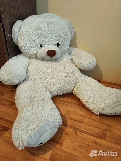Плюшевый медведь