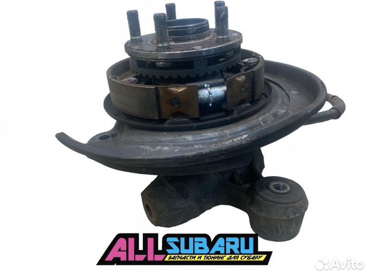 Кулак задний, ступица, цапфа задний правый Subaru