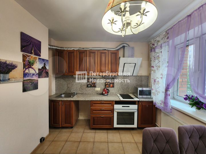 2-к. квартира, 54,3 м², 4/10 эт.