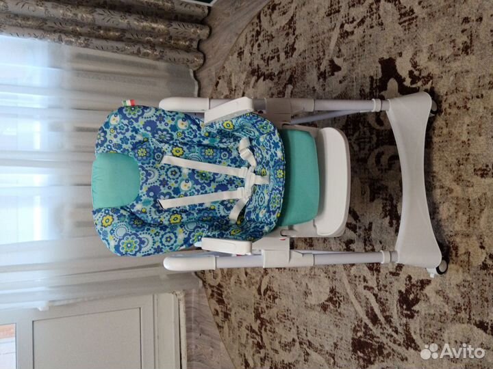 Стульчик для кормления с шезлонгом