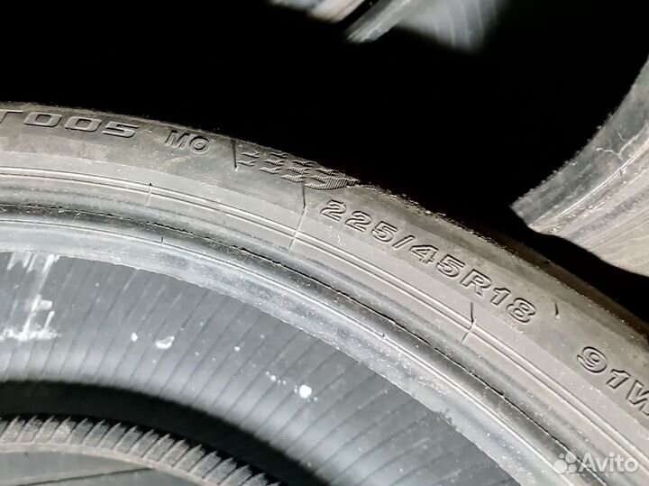 Bridgestone Turanza T005 225/45 R18