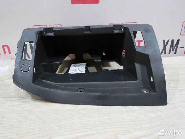 Бардачок Ford Focus 3