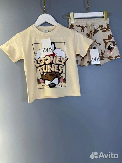 Детский комплект, шорты и футболка