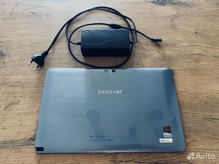 Планшет Samsung T500