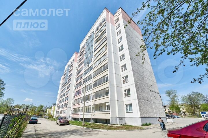 3-к. квартира, 50 м², 1/10 эт.