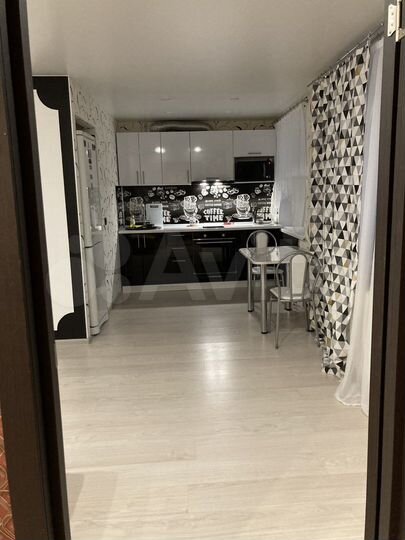 2-к. квартира, 42 м², 5/5 эт.