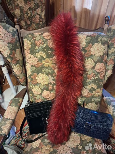 Воротник из енота