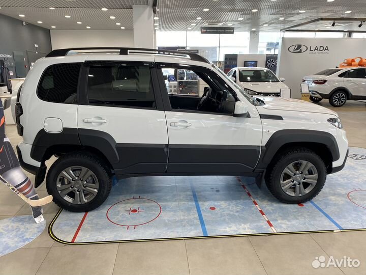 ВАЗ Niva Travel 1.7 МТ, 2023