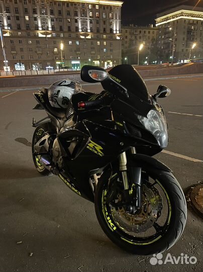 Мотоцикл Suzuki GSX-R600