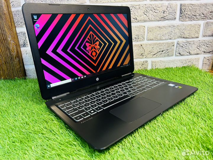 Игровой Hp i5-8250U/GTX1050/12 DDR4/512SSD