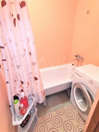 Комната 14 м² в 2-к., 1/9 эт.