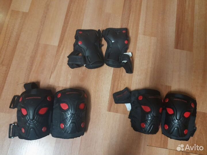 Роликовые коньки