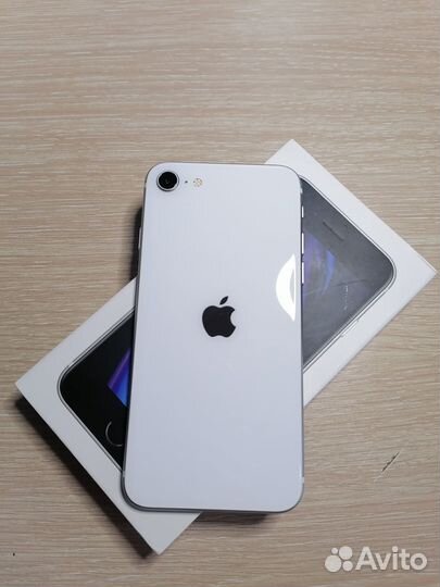 iPhone se 2020 128 gb