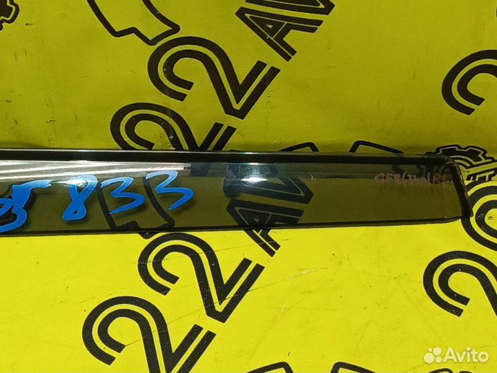 Ветровик задний левый Mitsubishi Outlander GF8W