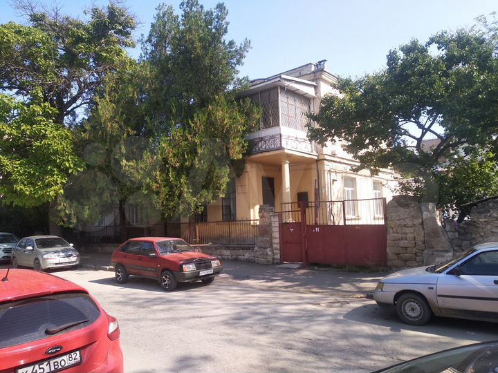 2-к. квартира, 48 м², 1/2 эт.