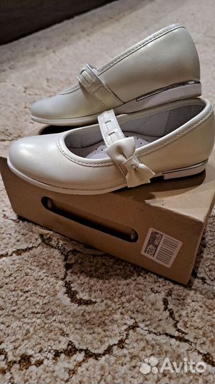 Туфли для девочки 27 размер