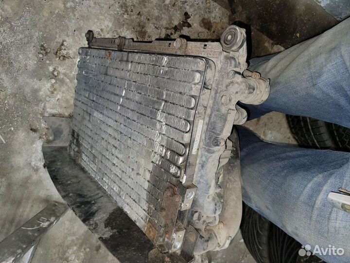 Вентилятор радиатор охлаждения на альфа Ромео 145