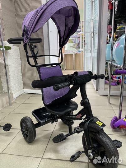 Трехколесный велосипед с родительской ручкой